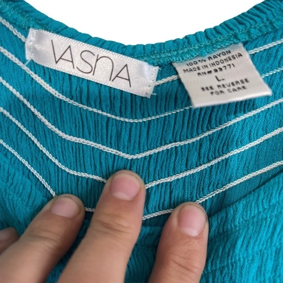 Vasna smocked mini dress - Picture 3 of 4